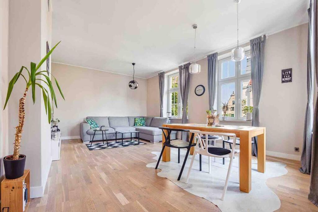Апартаменты Urokliwy Apartament Гданьск Экстерьер фото